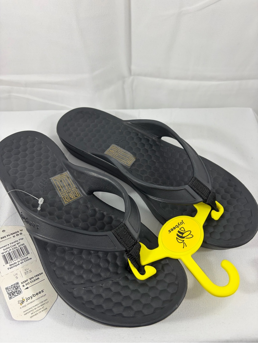 NWT Joybees Women's Size 7 Black Flip Flops